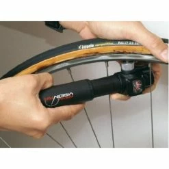 Barbieri Pompe Vélo Double Gonflage : CO2 Et Manuelle Avec Manomètre 11 Barbieri Pompe Vélo Double Gonflage : CO2 Et Manuelle Avec Manomètre -Range-vélos Soldes pompe velo double gonflage co2 et manuelle avec manometre full 6